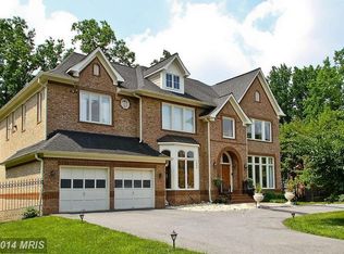 7800 Lonesome Pine Ln, Bethesda, MD 20817