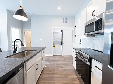 South Bank 2B Floor Plan - 1176 Square Feet