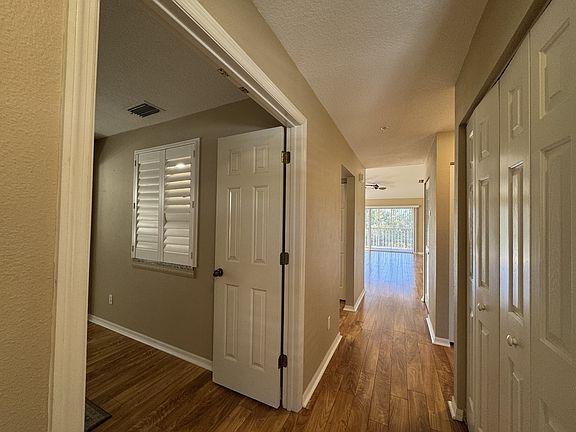 3rd image of 202 Silver Lake Dr