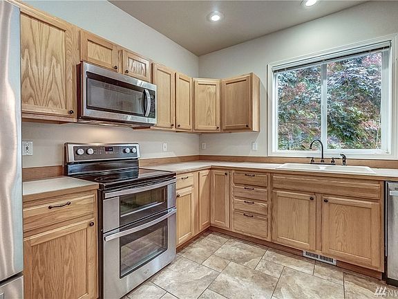 5th image of 20304 127th Street Ct E