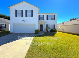 8125 Rosberg Ln, Charlotte, NC 28216