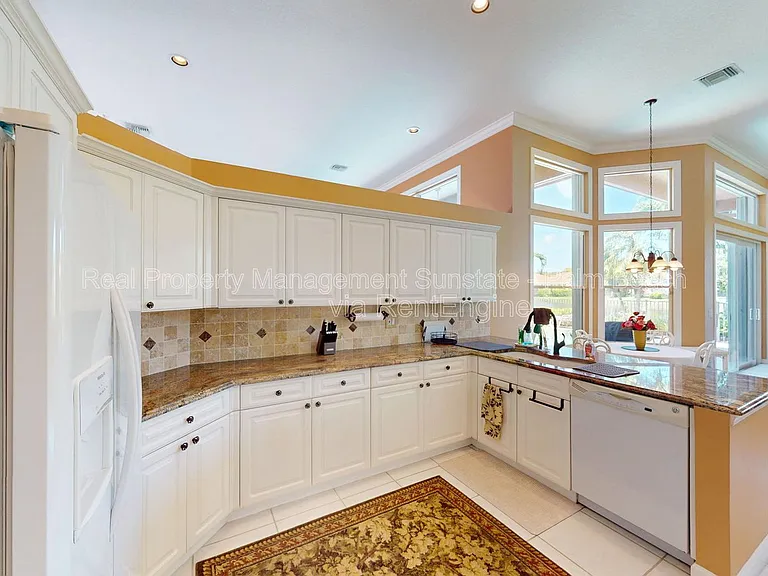 71 Cayman Pl — Photo 14