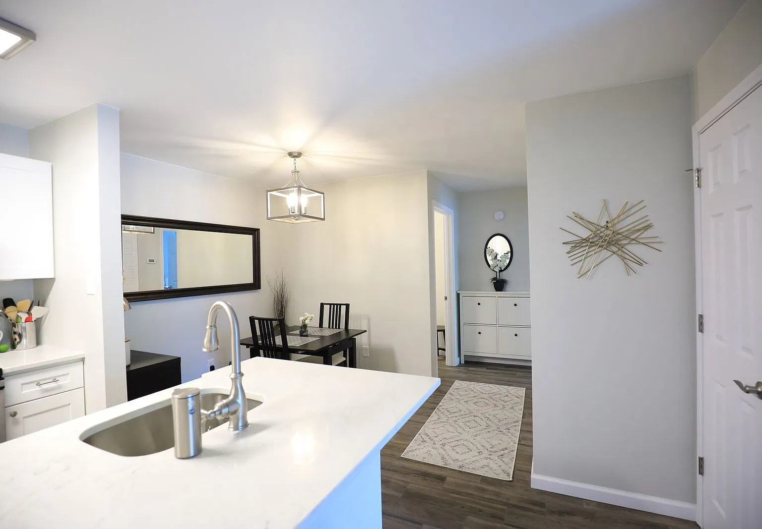 1 bed, 1.0 bath, 740 sqft, $1,845 — Photo 4