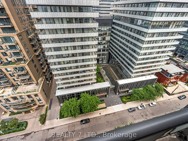 45 Charles St E #1808 — Photo 23