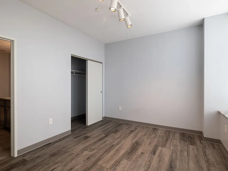3101 Euclid Ave — Photo 27