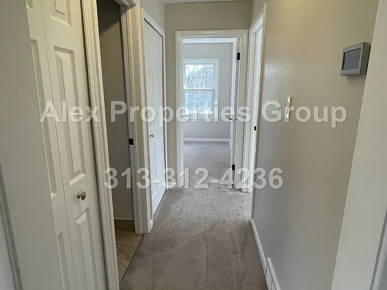 31045 Sheridan Dr — Photo 11