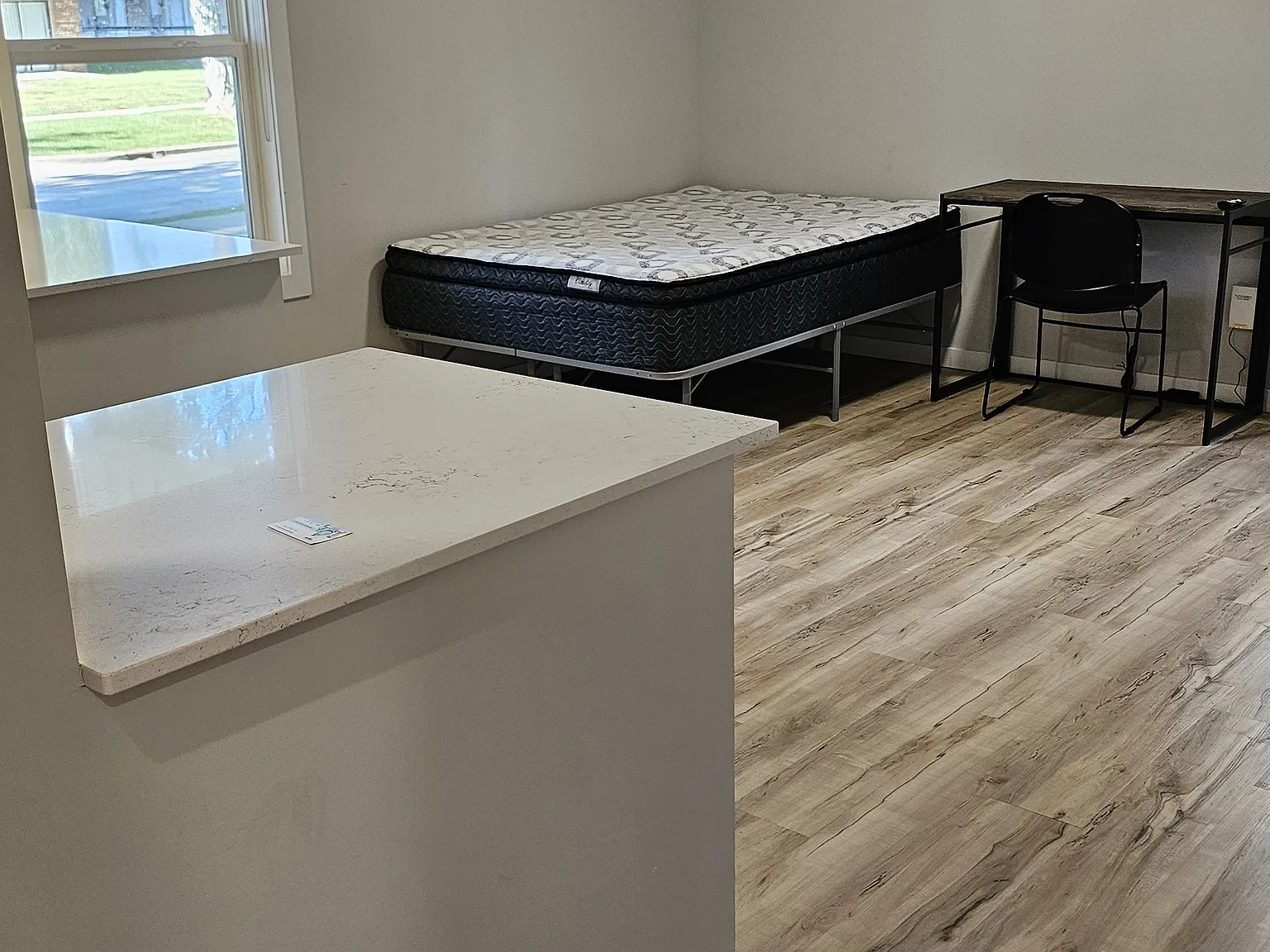 Studio, 303 sqft, $1,149 — Photo 3