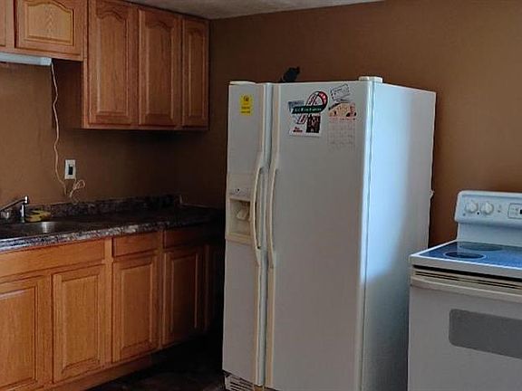 2nd image of 33 Dennis Ave