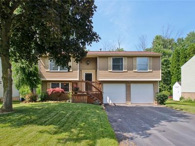 78 Close Hollow Dr, Hamlin, NY, 14464