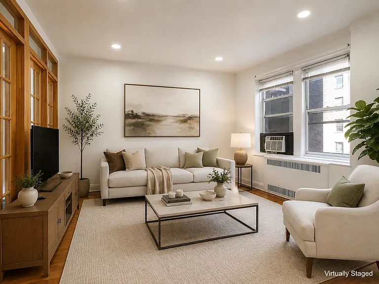 76-15 35th Ave #3L — Photo 1