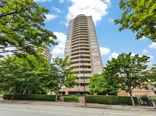 6521 Bonsor Ave #602, Burnaby, BC V5H 4N3