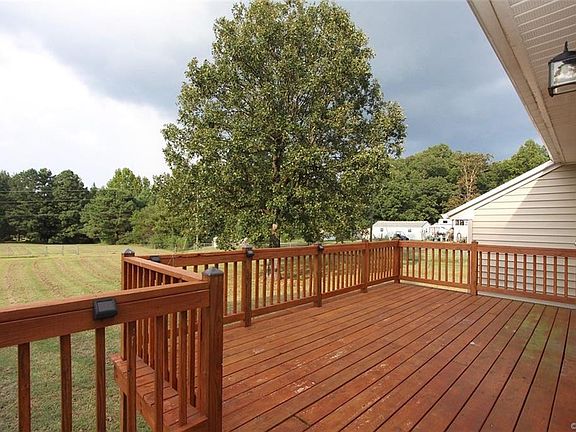 2nd image of 21112 Leonard Dr