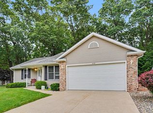 1498 Estero Dr, Portage, MI 49002