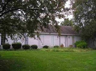 14060 Constance Ct, Dubuque, IA 52003