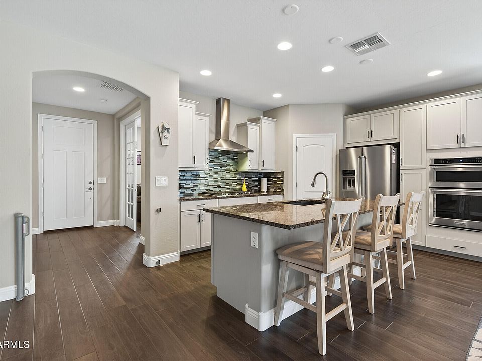 1st image of 25915 W DEER VALLEY Road