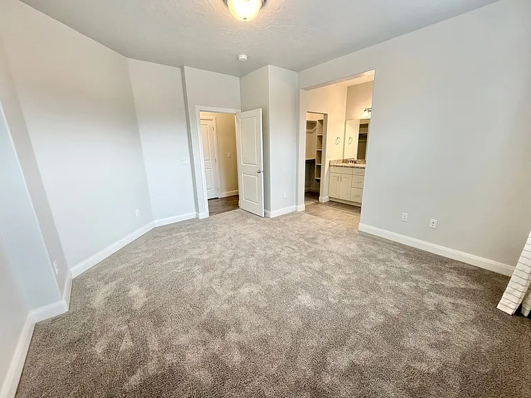 3657 S Sochi Ln — Photo 9