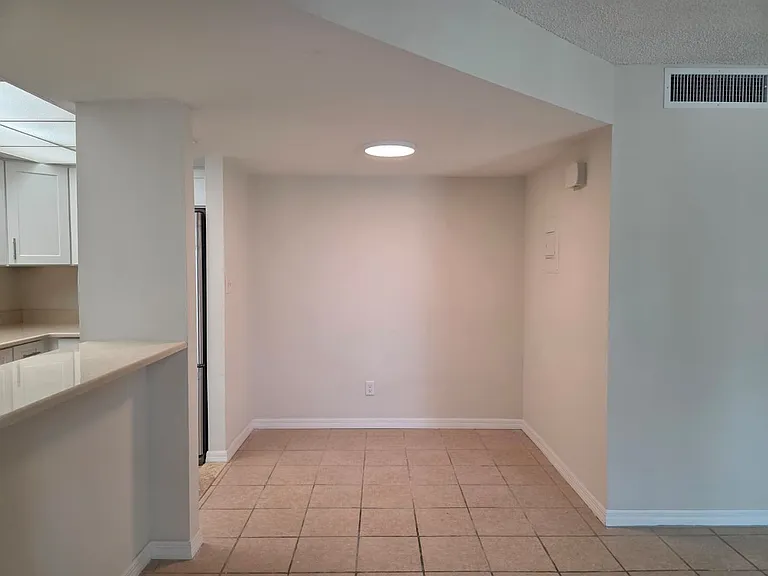 3120 Beach Blvd S #5 — Photo 4