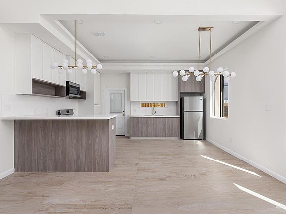 3rd image of 1502 Samara Ave #2C