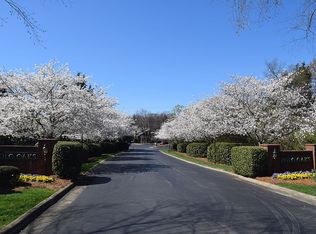 719 Polo Oaks Dr, Winston Salem, NC 27106