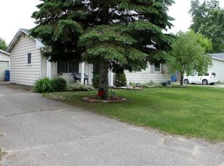 315 Fairfield Ave, Holly, MI