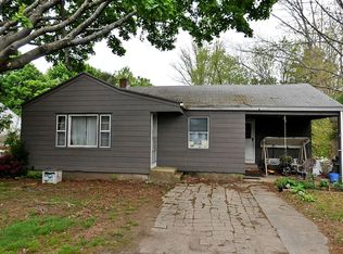 116 Cleveland St, West Warwick, RI 02893