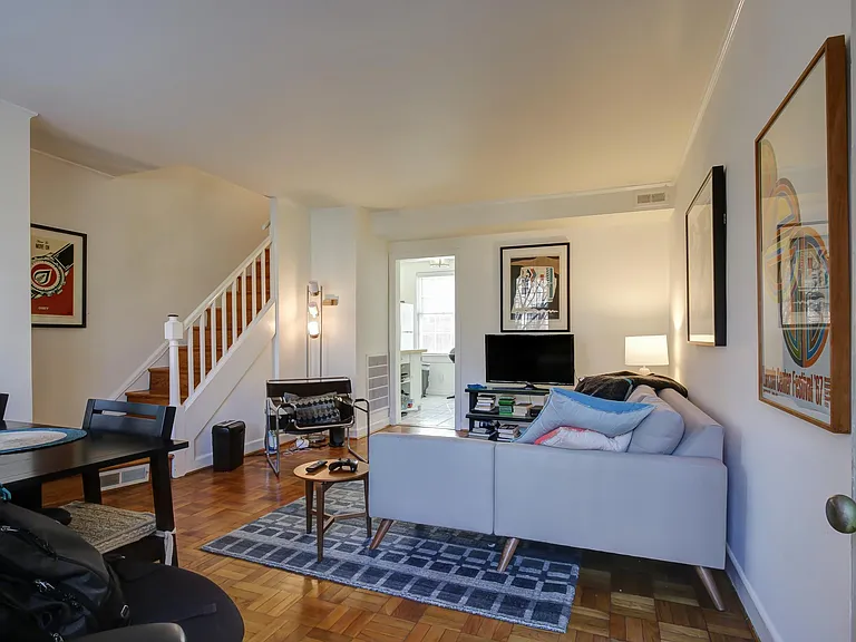 1100 S Barton St #293 — Photo 6