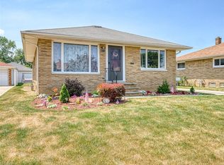4878 Southwood Dr, Brooklyn, OH