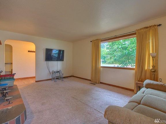 4th image of 8816 S Ainsworth Ave
