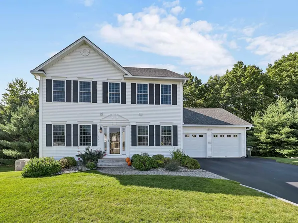 110 Brookfield Drive, Manchester, NH 03109