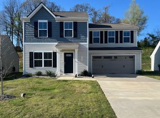 2130 Brokeshire Dr, White House, TN 37188
