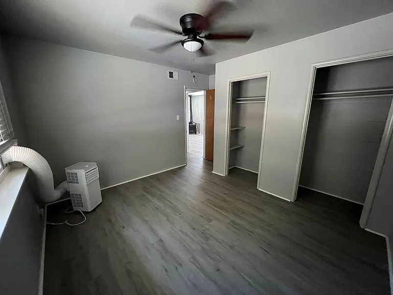 1001 Pardi Way — Photo 3
