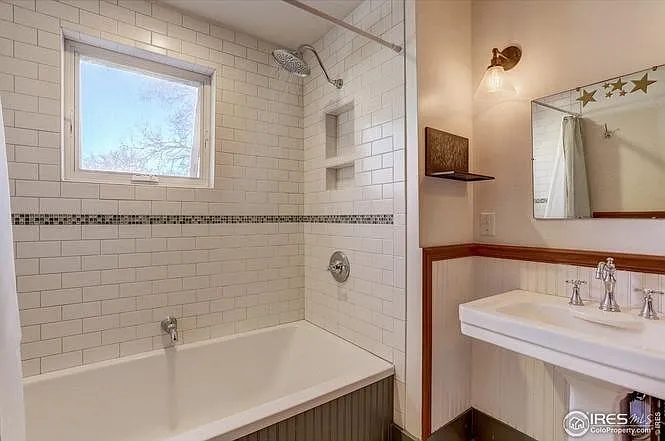 719 Remington St #2-2-0 — Photo 7