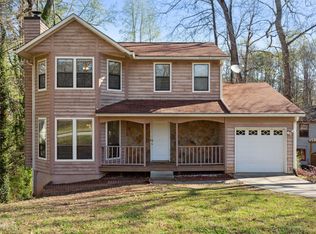 706 Cather Ct, Stone Mountain, GA 30088