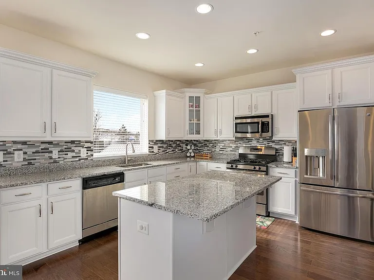 11808 Boland Manor Dr — Photo 10