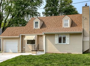 14 Hillside Dr, Treynor, IA 51575