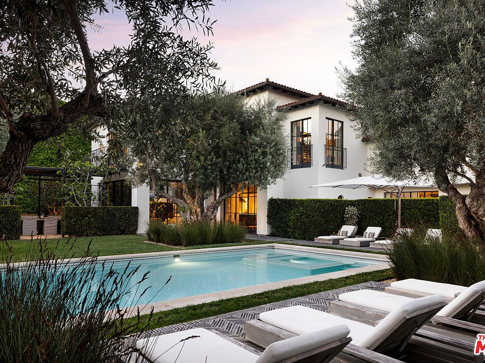 1st image of 1005 Benedict Canyon Dr