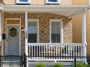 136 N 30th St, Camden, NJ 08105