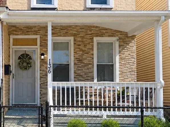 136 N 30th St, Camden, NJ 08105