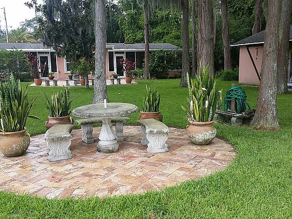 2nd image of 1069 Lake Bell Dr