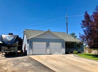 837 SW 26th Ct, Redmond, OR 97756