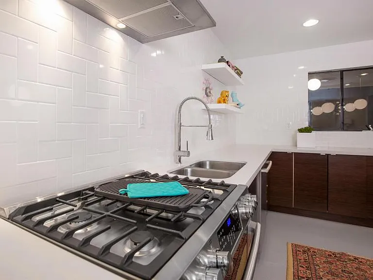 6814 E Monterey Way — Photo 9