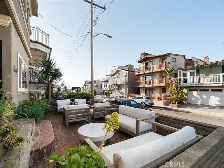 330 28th St — Photo 24