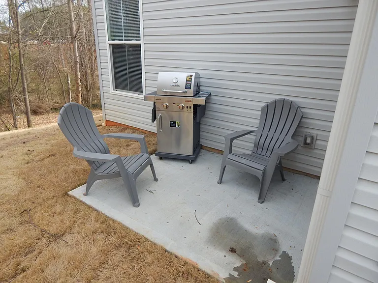 233 Marshland Ln — Photo 4