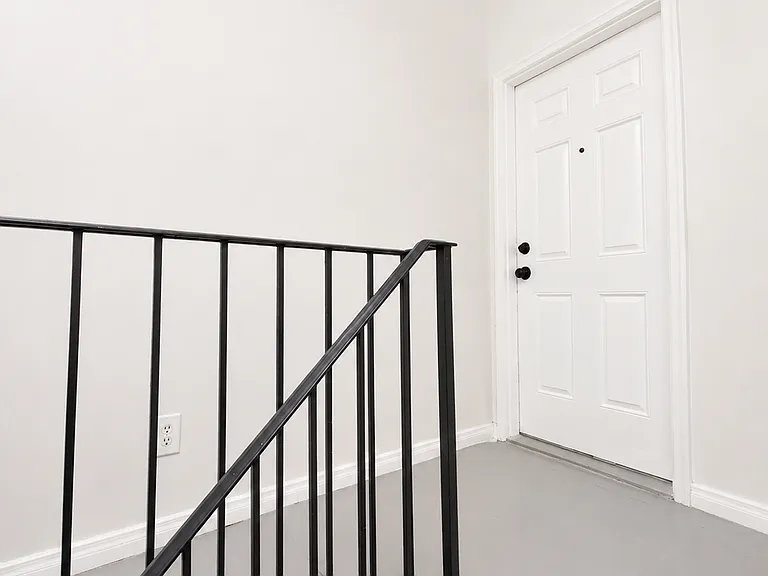 51 N 14th St #3 — Photo 14