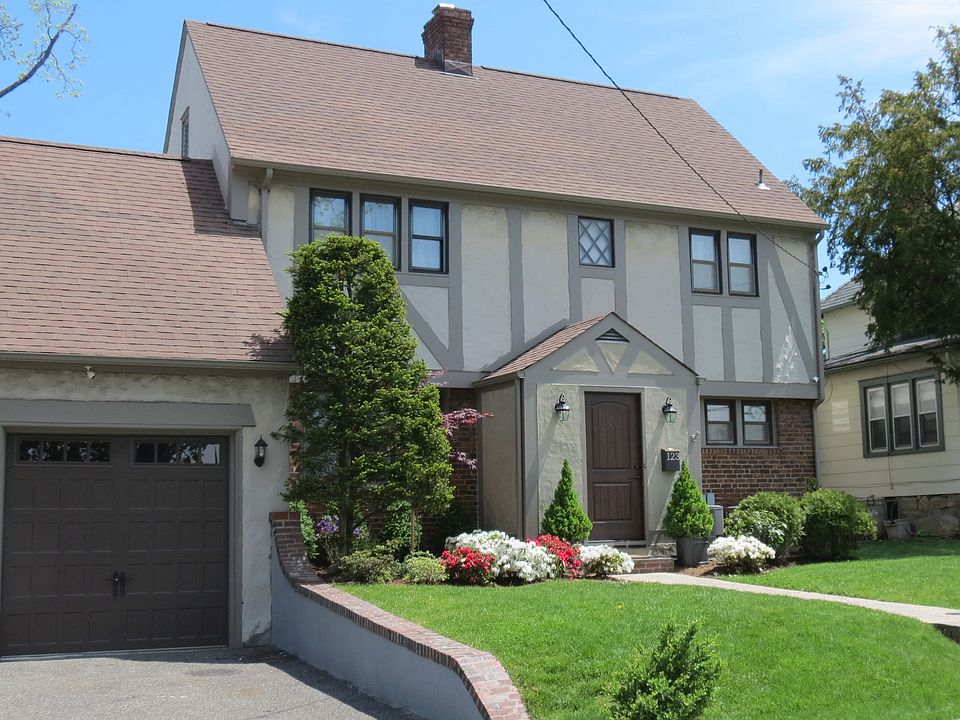 1st image of 123 Carroll Ave