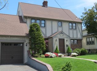 123 Carroll Ave, Mamaroneck, NY 10543