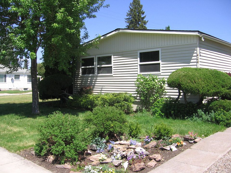 FRONT OF THE HOME