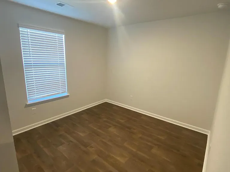 709 Striped Bass Ct — Photo 16