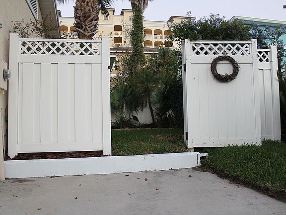 Privacy fence for your patio