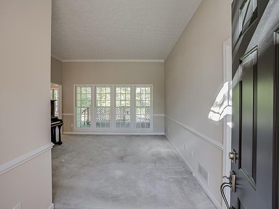 4th image of 4395 Ivy Lynn Pl